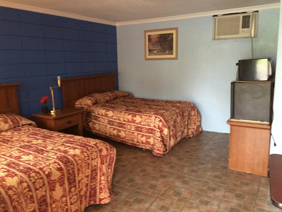 Holiday Terrace Motel Hilliard Εξωτερικό φωτογραφία